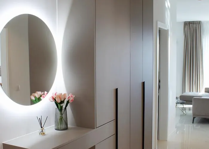 아파트 Luvigo Luxury 자다르